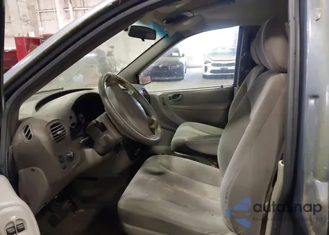 2002 Dodge Grand Caravan Sport z USA, uszkodzony, nr VIN 2B4GP44382R745848